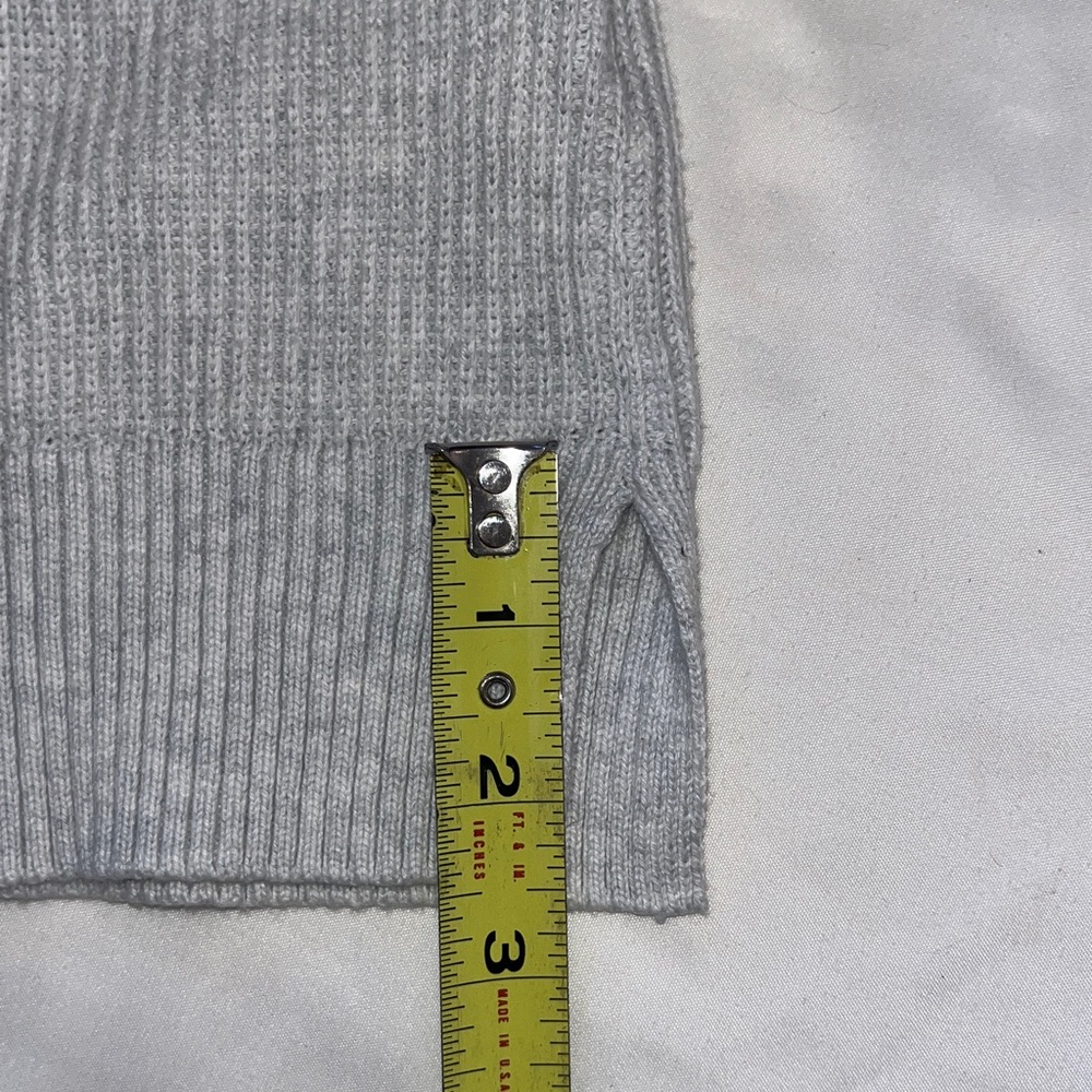 Express Beige Sweater - Picture 4 of 4
